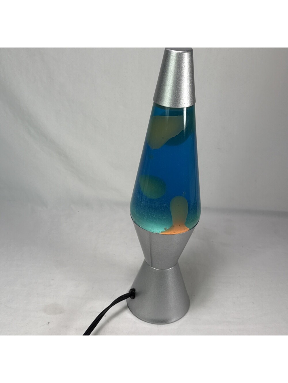 14.5” Lava Lamp Blue Liquid Yellow/white Wax lava Silver Base Works New Bulb